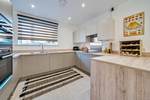 7 Adit Road, Erith, DA8 1FQ