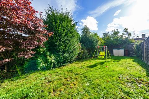 73 Heath Way, Erith, DA8 3LZ