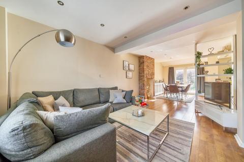 73 Heath Way, Erith, DA8 3LZ