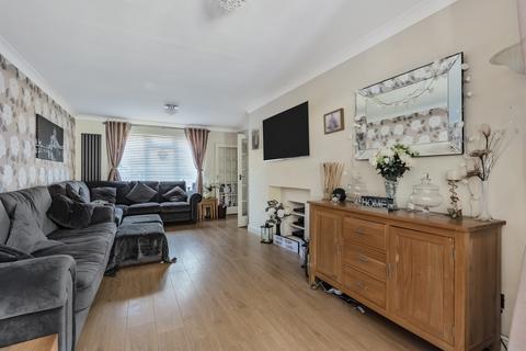 3 bedroom semi-detached house for sale, Ravensbury Road, Orpington