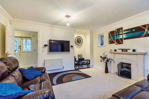 37 Tregony Road, Orpington, BR6 9XD