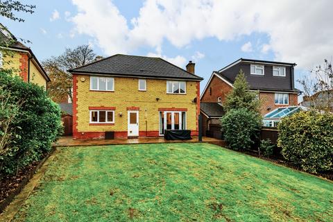 37 Tregony Road, Orpington, BR6 9XD