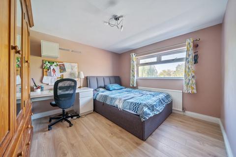 11 Avalon Road, Orpington, BR6 9AX