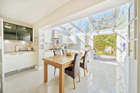 11 Avalon Road, Orpington, BR6 9AX