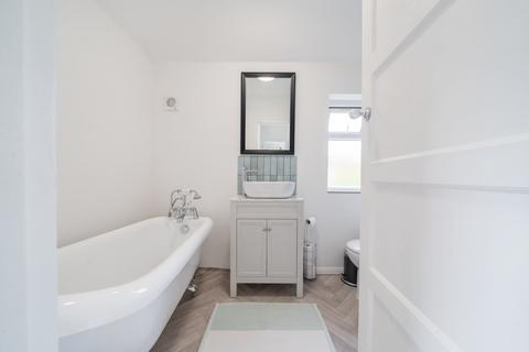77 Ravenscourt Road, Orpington, BR5 2PN