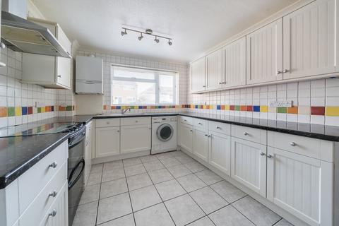 4 Chequers Close, Orpington, BR5 2QP