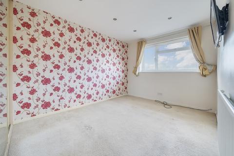 4 Chequers Close, Orpington, BR5 2QP