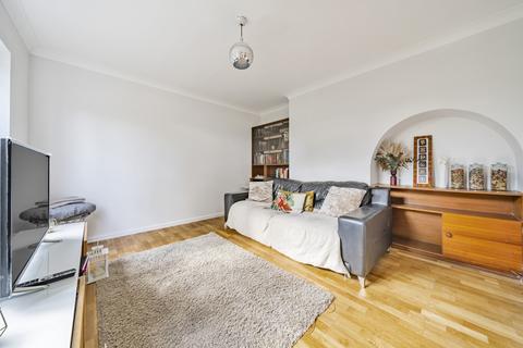 49 Crowhurst Way, Orpington, BR5 4BW