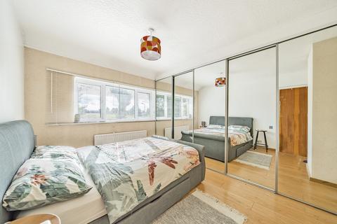 49 Crowhurst Way, Orpington, BR5 4BW