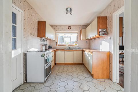 82 Avalon Road, Orpington, BR6 9BA