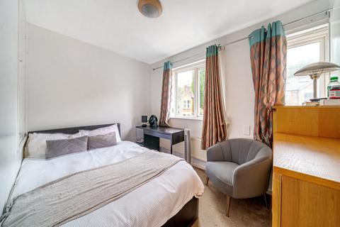 83 Ivydale Road, London, SE15 3DS