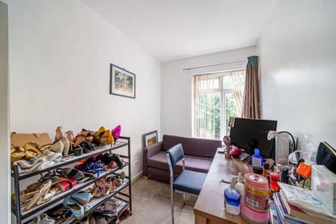 83 Ivydale Road, London, SE15 3DS