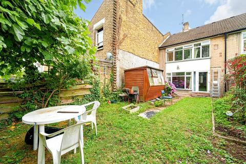 83 Ivydale Road, London, SE15 3DS