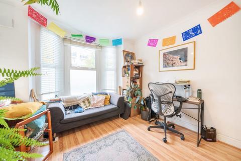 1 bedroom apartment for sale, Furley Road, Peckham, London