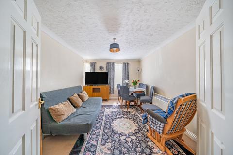 2 bedroom apartment for sale, Woods Road, London