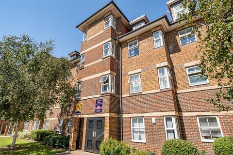 2 bedroom apartment for sale, Woods Road, London