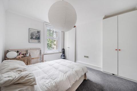 2 bedroom apartment for sale, Hanover Park, Peckham, London