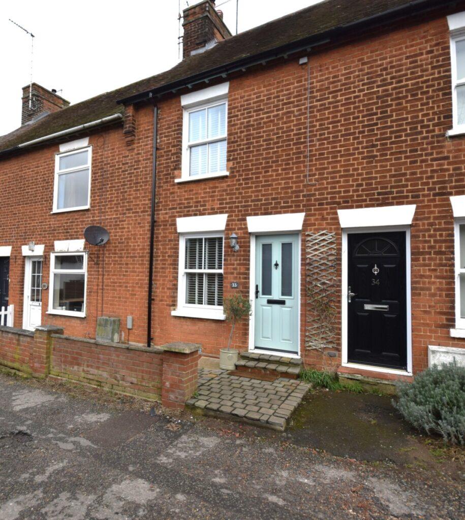 Stoney Common, Stansted Mountfitchet... 2 bed terraced house for sale