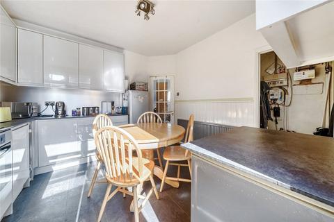 41 Albatross Street, London, SE18 2SA