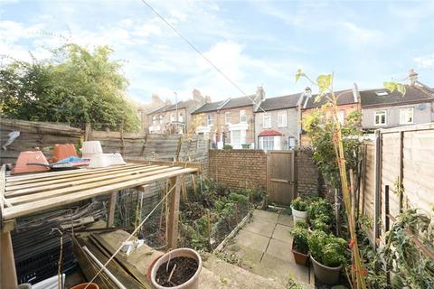 76 Tewson Road, London, SE18 1AY