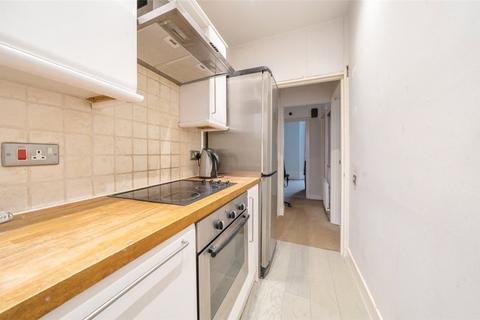 2 bedroom apartment for sale, West Heath Road, Abbey Wood