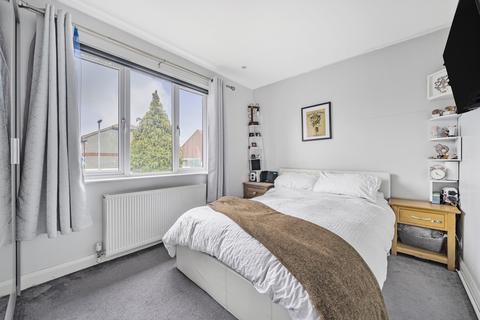 3 bedroom end of terrace house for sale - Celandine Drive, Thamesmead, London