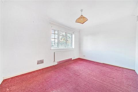 36 Kenilworth Gardens, London, SE18 3JB