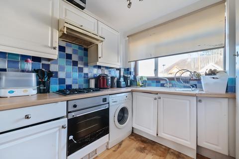 176 Ankerdine Crescent, London, SE18 3LF
