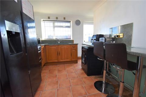 3 bedroom semi-detached house for sale, Lonsdale Drive, Gillingham