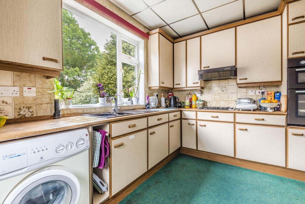 Kitchen (2)