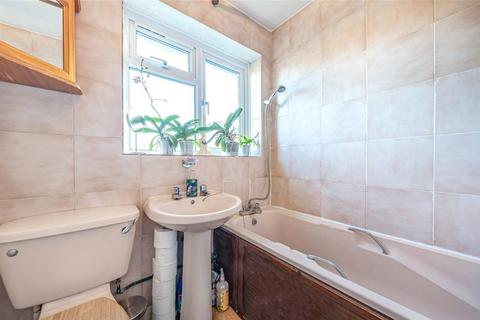 31 Felton Lea, Sidcup, DA14 6BA