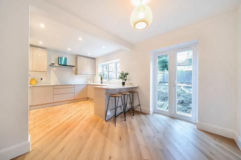 2 Eynswood Drive, Sidcup, DA14 6JQ