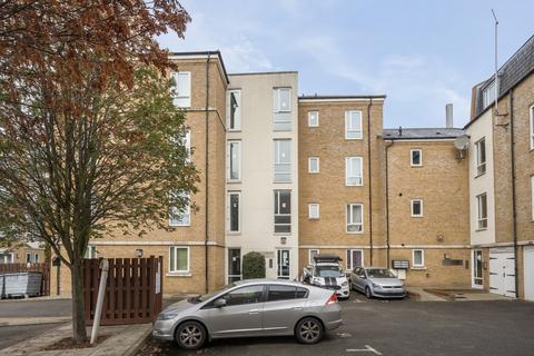 1 bedroom apartment for sale, High Street, Rochester
