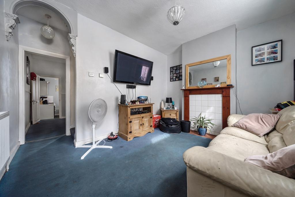 Hartington Street, Chatham 2 bed terraced house for sale £190,000