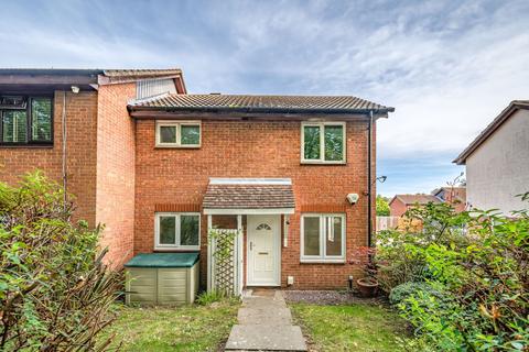 3 Sprucedale Close, Swanley, BR8 7YS