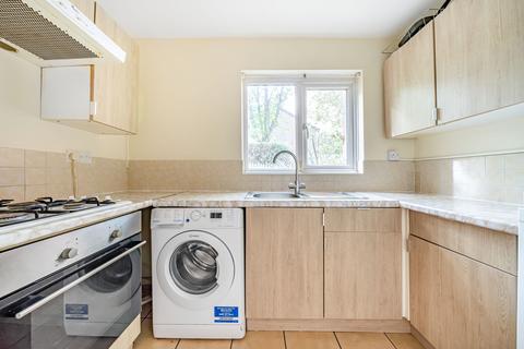 3 Sprucedale Close, Swanley, BR8 7YS