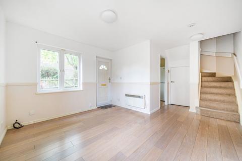 3 Sprucedale Close, Swanley, BR8 7YS