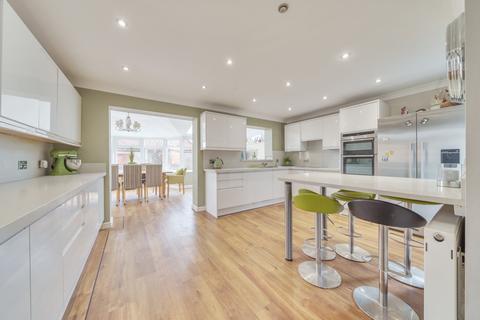 57 Dawson Drive, Swanley, BR8 7PN