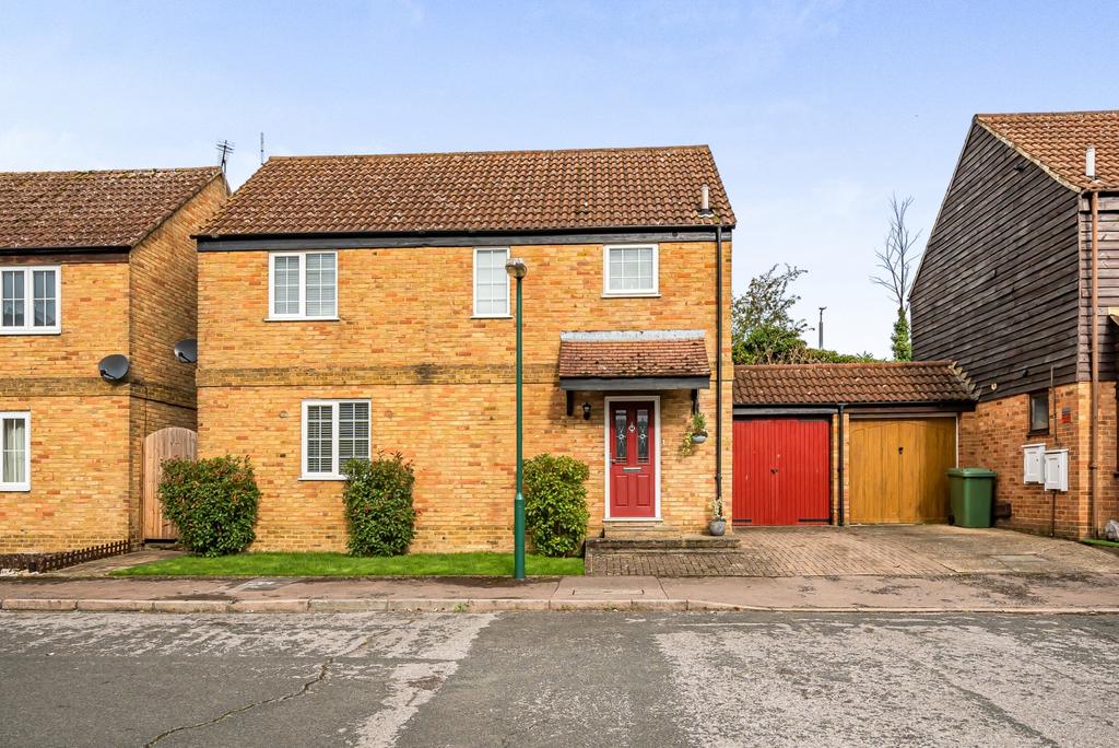Tilmans Mead, Farningham, Dartford 4 bed detached house for sale £645,000