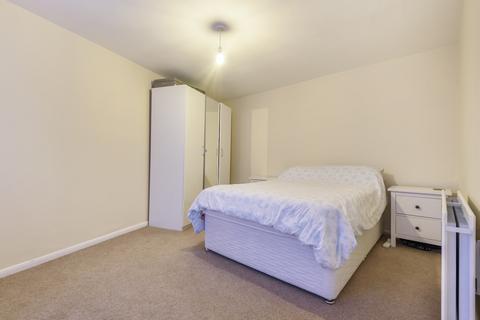 84 Darwin Road, Welling, DA16 2EG