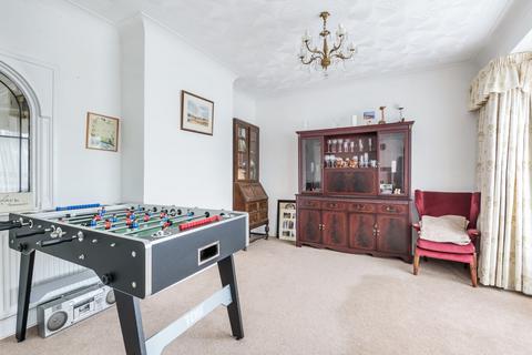 84 Darwin Road, Welling, DA16 2EG