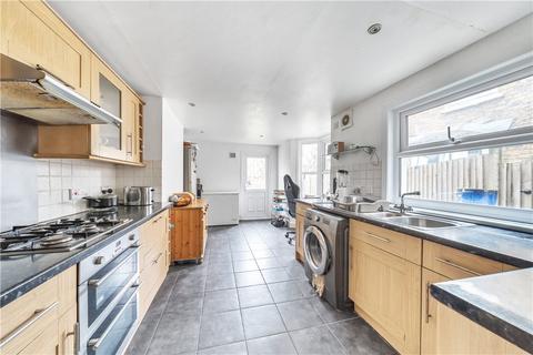 153 Brookmill Road, London, SE8 4JH
