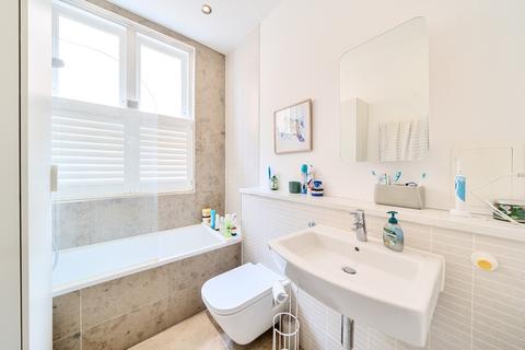 2 bedroom apartment for sale, Wellesley Road, The Academy, Woolwich