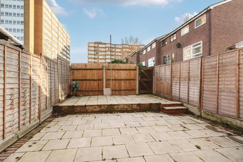 24 Resolution Walk, London, SE18 5QH