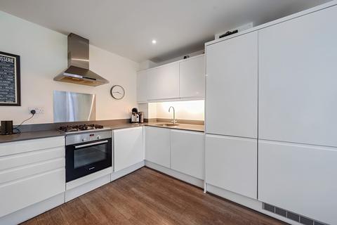 2 bedroom apartment for sale, Polytechnic Street, London