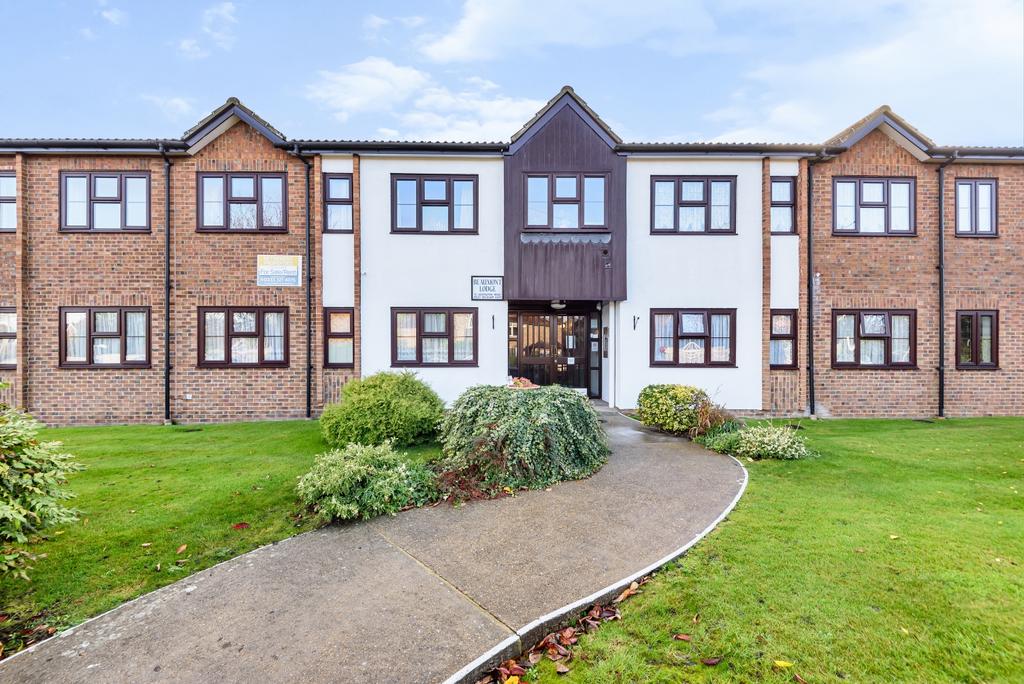 Addington Road, West Wickham 2 bed apartment for sale £199,950