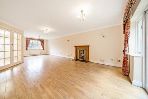 4 bedroom detached house for sale, Birkdale Gardens, Croydon