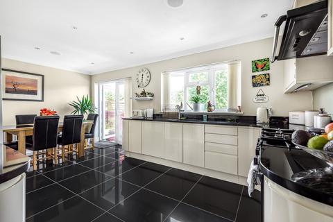 163 Queensway, West Wickham, BR4 9DU