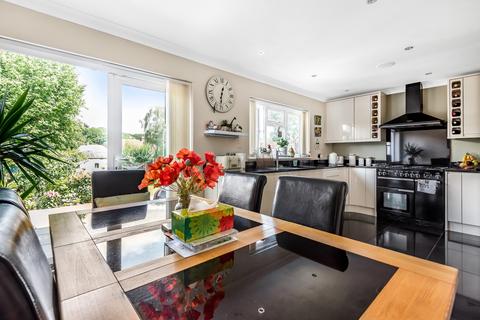 163 Queensway, West Wickham, BR4 9DU