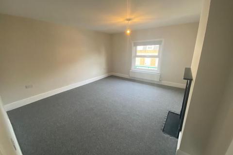 2 bedroom apartment to rent, Southborough, Tunbridge Wells TN4